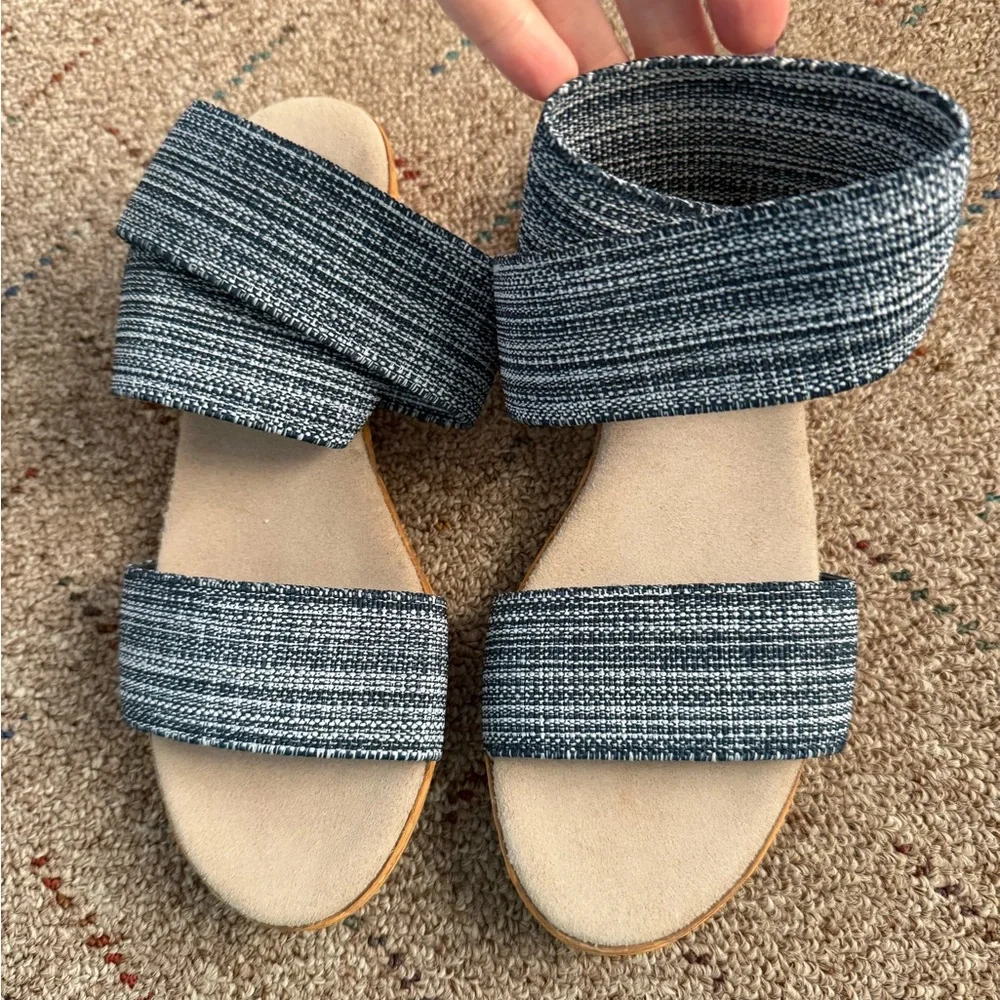 Benjamin Blue Strappy Sandals‎ Size 6 Elastic Strap Slip On Cork Sole